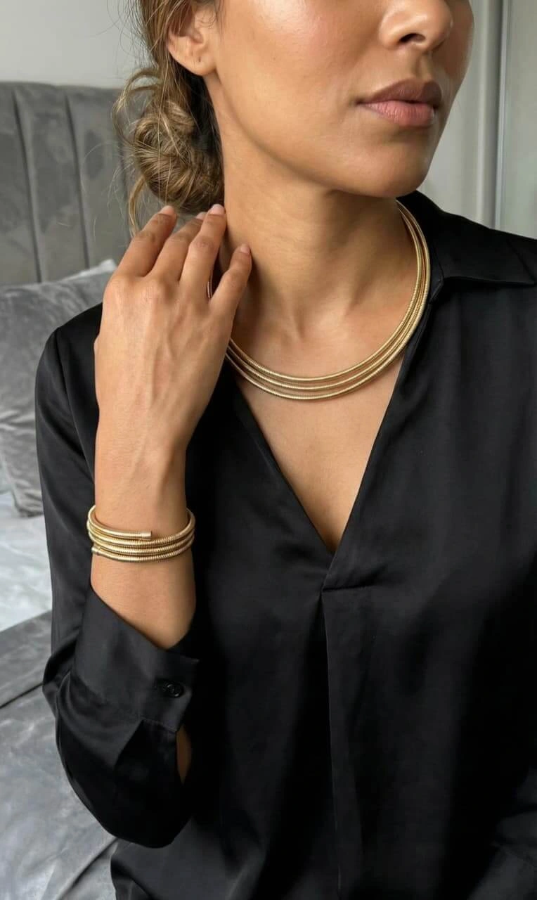 Multilayer Cobra Chain Necklace and Bracelet Set